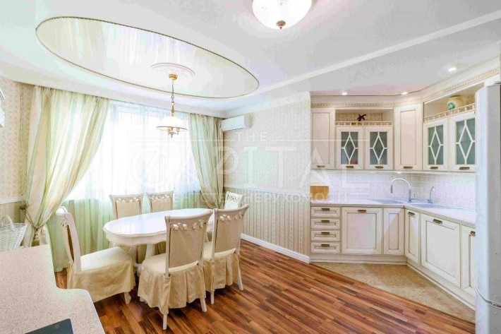 Продаж квартири, вул. Гмирі Бориса, Дарницький район - фото 1
