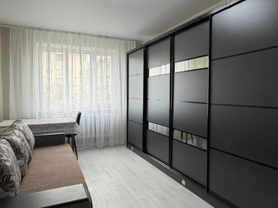 2-кімнатна квартира, Малікова, 54 м², капремонт, меблі, 2 балкони Житомир