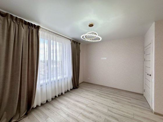 Квартира на Словʼянці з ремонтом - Новобудова Винница