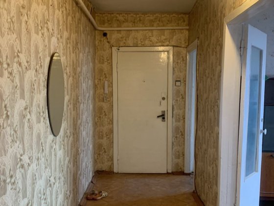 Продам 3х кімнатну квартиру по вул. Всіхсвятська!! Чернигов