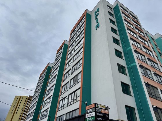 Продається світла 2-кімнатна квартира в ЖК Мрія Чернигов