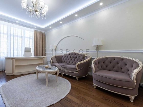 Продаж видової 3-к квартири 130м2 у ЖК Новопечерські липки Драгомирова