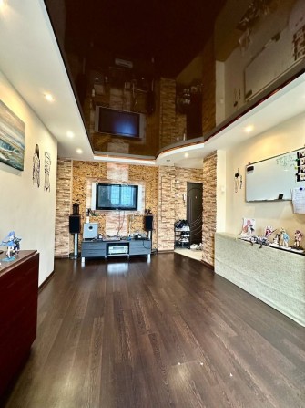 Продам 3-к квартиру проспект Слобожанский - фото 1