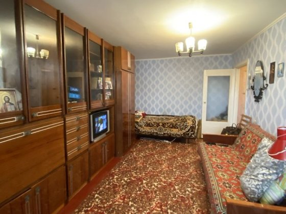 Середній поверх, кімната велика Житомир
