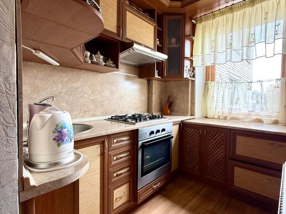 Продаж 3-кімнатної квартири в зручному районі! Чернігів