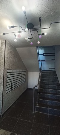 Гарна 1-кімнатна квартира в новобудові - фото 1