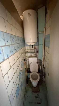 Продам 3к квартиру ПІД РЕМОНТ  70 м² просп. Героїв 12, 9/9, торг - фото 1