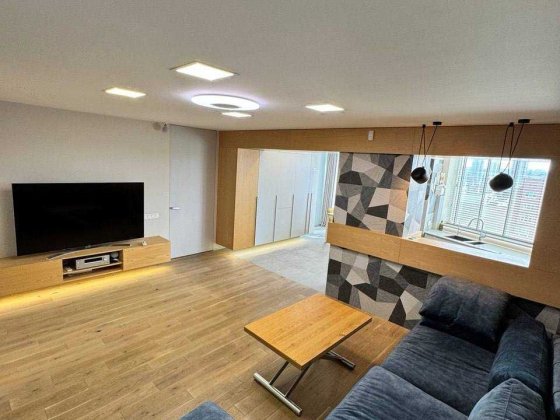 Продам 3к квартиру в ЖК Набережный квартал Дніпро