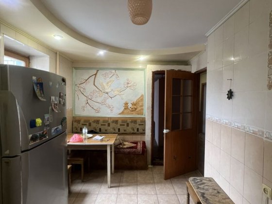 Продаж 4 кімнатної на перхресті вул. В. Бердичівській/Довженка Житомир