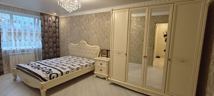 Житомир продам квартиру з ремонтом - фото 1