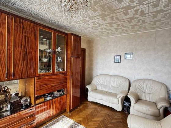 Продаж 3к трикімнатна квартира Вишенька проспект Космонавтів Винница