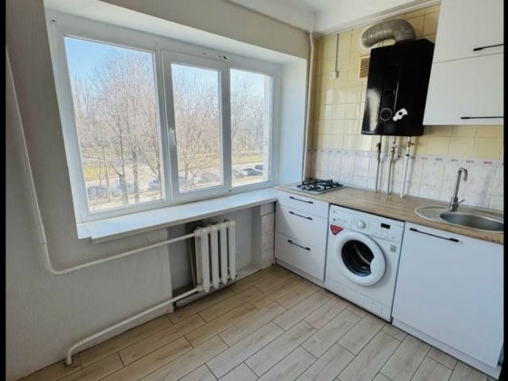Продаж 1-кімн кв 3/5 по вул Глісерній Запорожье