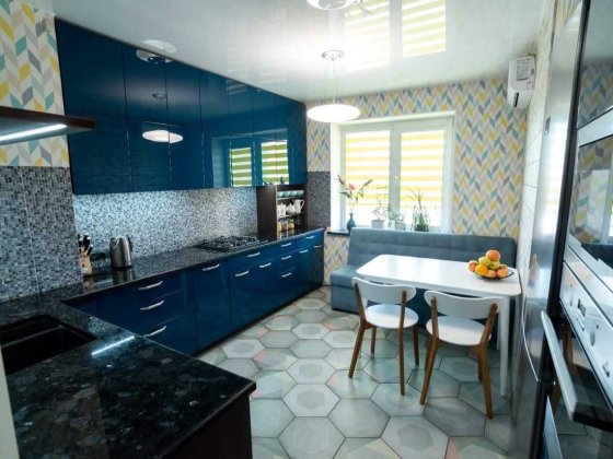 Продам 3х Тополь-3, Запорожское шоссе /р-н Эпицентр,Мэтро/ Дніпро