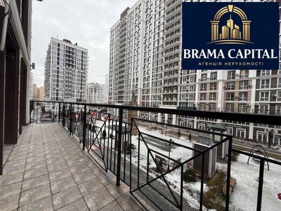Продам 2х кімн. з балконом, 3 поверх,  Нова Англия, Максимовича