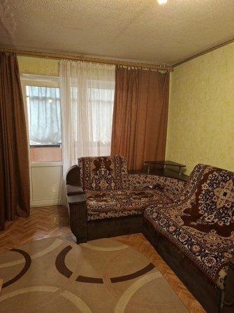 1 - комн. 37 м. кв. Чешка, 12 квартал - фото 1