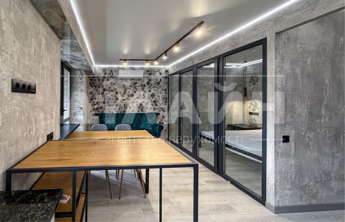 1 комн в стилі ЛОФТ з новим ремонтом на Дудикіна - фото 1