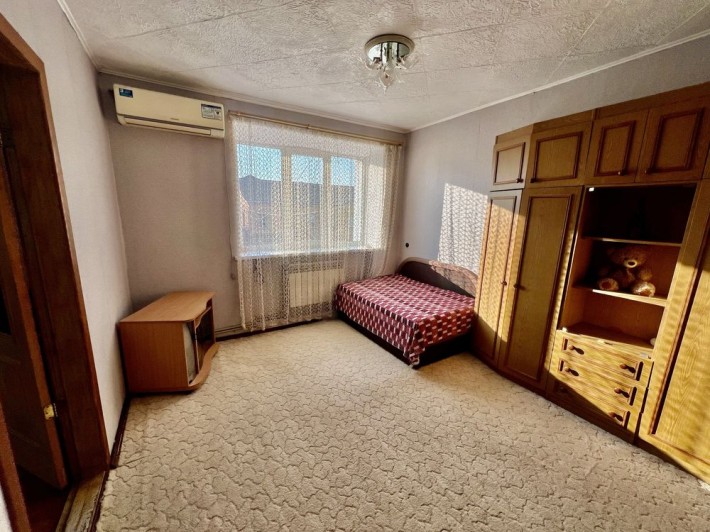 Продам 2 к квартиру на Куропʼятникова - фото 1