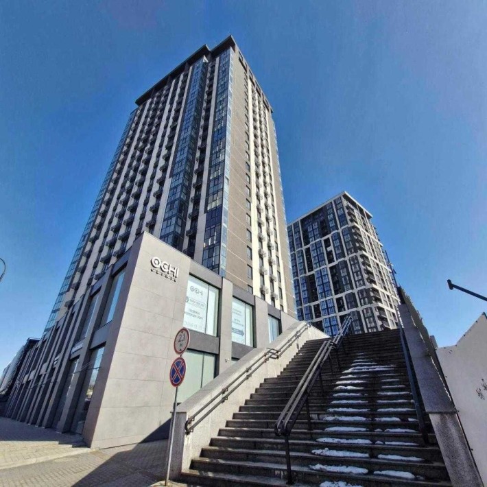 Продаж 2 кім.квартири + кухя студія вул.Проспект Червоної Калини - фото 1