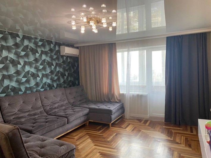 Продажа 3-комнатной квартиры, ул. Школьная / Фортечная - фото 1
