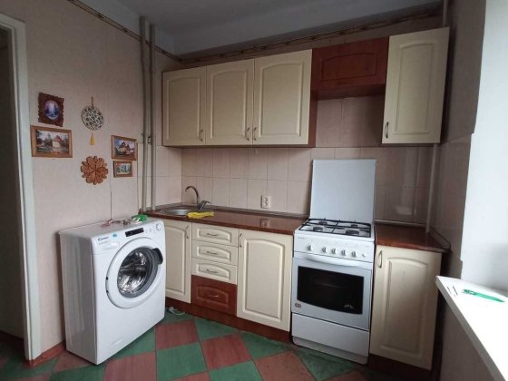 Продам 2-к квартиру Космический район, ул. Чумаченко Запорожье