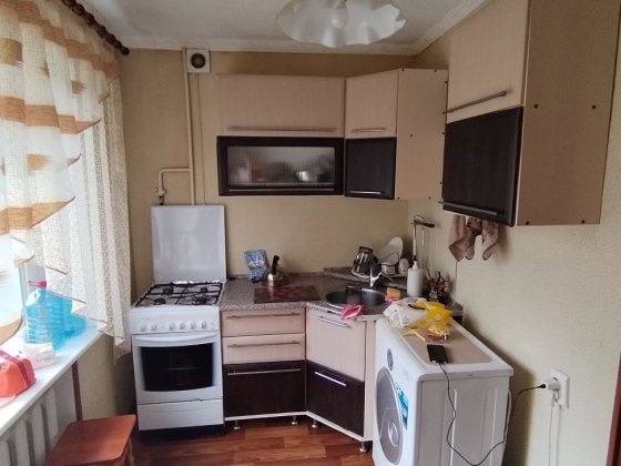 Продам 1 комнатную квартиру чешка на 12 квартале, р-н 126 школы, 12 квартал Днепр