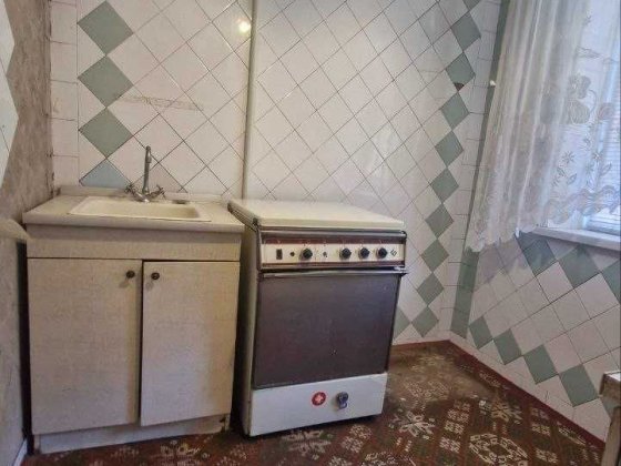 Продам 2 кімнатну квартиру на пр.О.Поля Дніпро