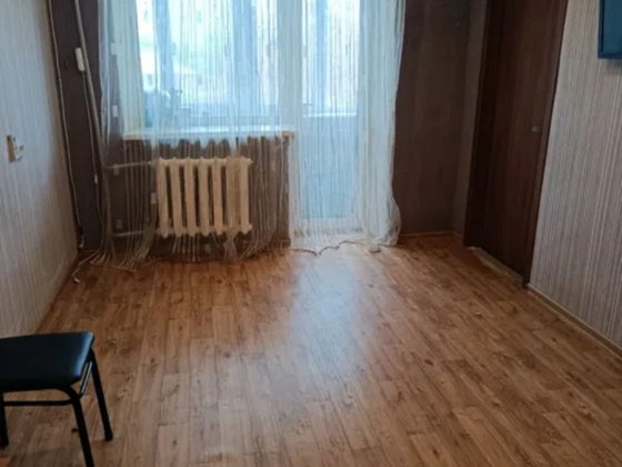 2 - комн. 44 м. кв. Левый берег.