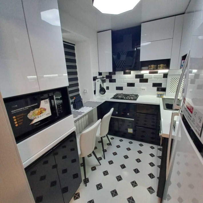 Продам 3к квартиру Дмитрия Яворницкого Нагорный район - фото 1