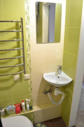 Продаж 1 квартири в Шевченківському районі вул. Окуневського 1 - фото 1