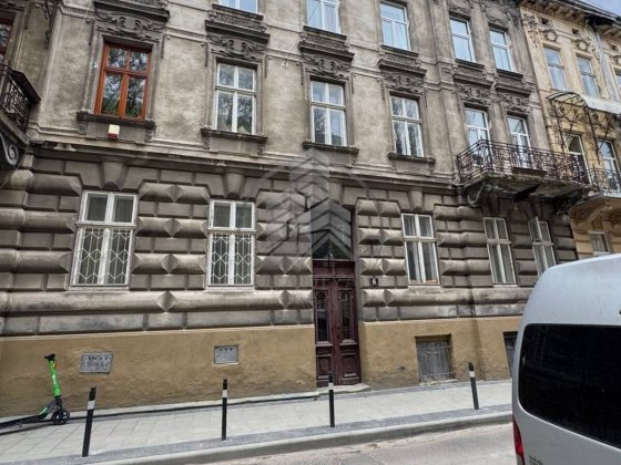 Продаж 3-кімнатної квартири по вул. Чернігівська Львів