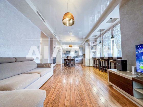 Доступная 3х комн  + крытое парко место в  ЖК Ренессансе Запорожье