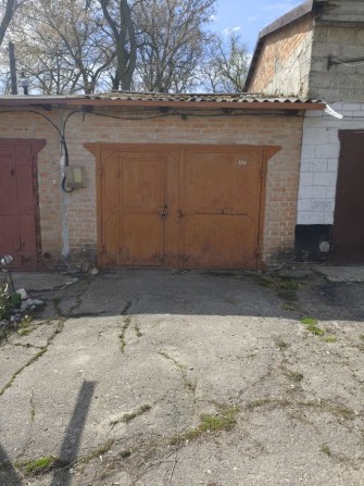 Гараж в центрі міста - фото 1
