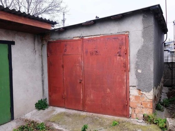 Продам гараж г.Новоселица,Черновицкая обл. Новоселиця