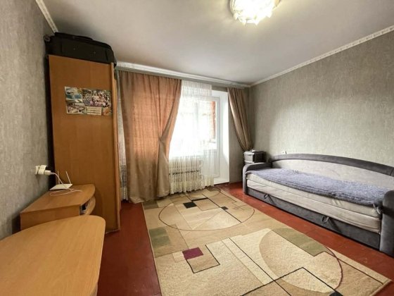 Продам 1-кімнатну квартиру на Жадова Кропивницкий
