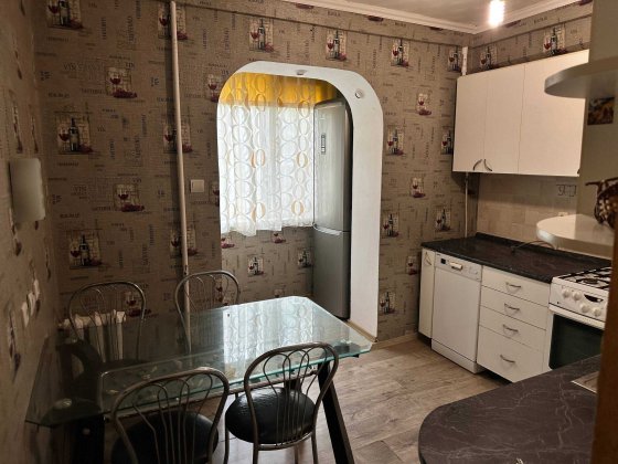 Продається квартира за адресою вул Тулузи 16, двокімнатна, газифікований будинок Київ