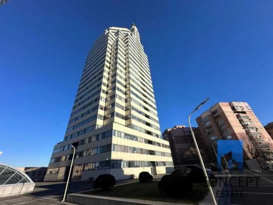 Продам квартиру 98 м2 ЖК Башни Вид на ул Вернадского Низкий этаж Днепр