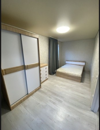 Продаётся 2 к. кв. с ремонтом в Центральном р-не. - фото 1