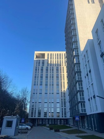 Продаж 2-кім. квартири 68.6 м.кв., в. В. Великого - фото 1