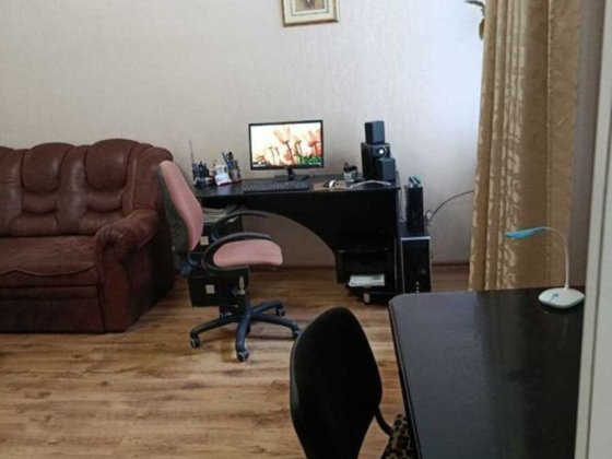 Продам великогабаритну 3-и к.квартиру біля Ковалівського парку. Кропивницький