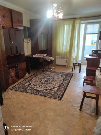 Продам 1-кімнатну квартиру,  фактично другий поверх! - фото 1