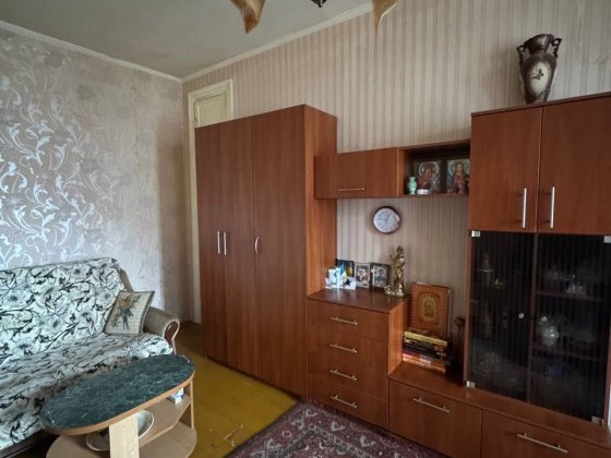 Продам 2к на ул. Латвийская 126, Левый берег, Слобожанский Дніпро