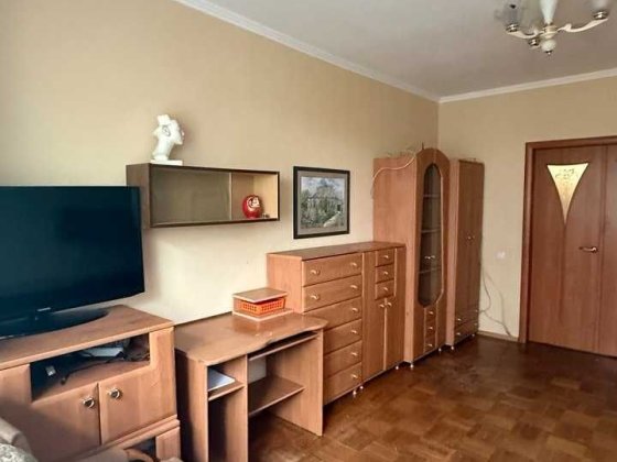 Продам 2 х комнатную квартиру на Писаржевского Дніпро