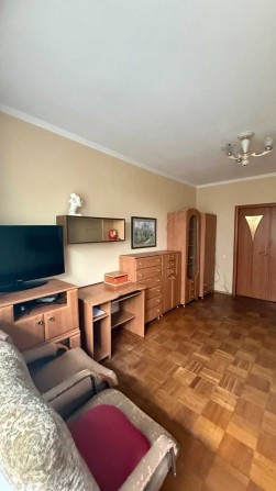 Продам 2 х комнатную квартиру на Писаржевского - фото 1