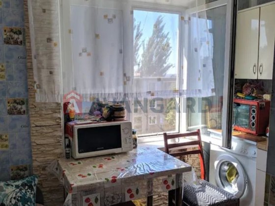 Продаж 1 кім кв Висотна Запорожье