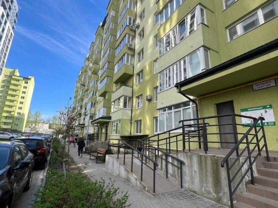 Продаж дворівневої 4 кім. квартири вул. Зелена 115Д Погулянка Львів