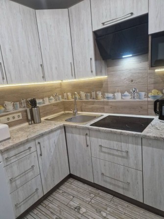 Продаж квартири з євроремонтом ближній центр по вул. Кошиця - фото 1