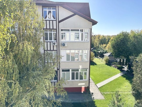Продаж! Дворівнева квартира у Ренесансі за 65000$ Запорожье