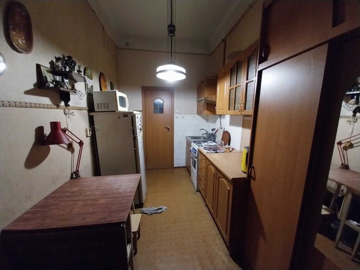 Продаж 2-кімнатної квартири, ремонт вул. Богдана Хмельницького - фото 1