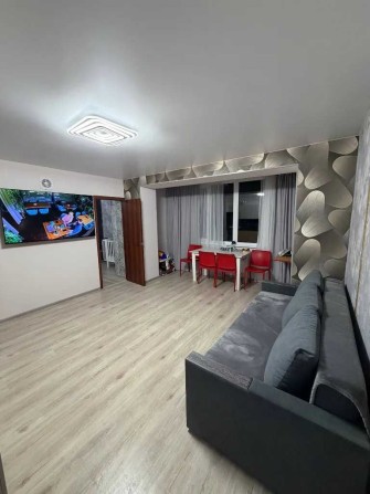 Продам 2к квартиру на пр. Богдана Хмельницького 229 (ЖК Оберіг, 12 квартал) - фото 1