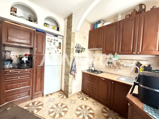 Квартира напроти Стрийського парку. Львов